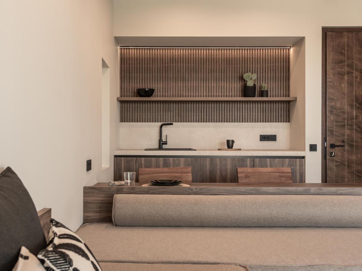 Aku Suites With Private Pools Stalís Ngoại thất bức ảnh